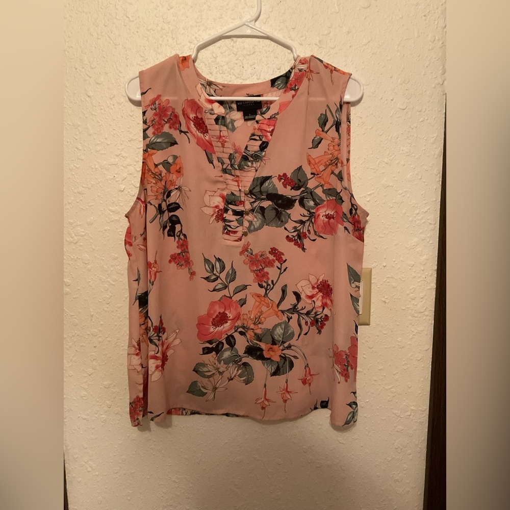 Floral sleeveless blouse